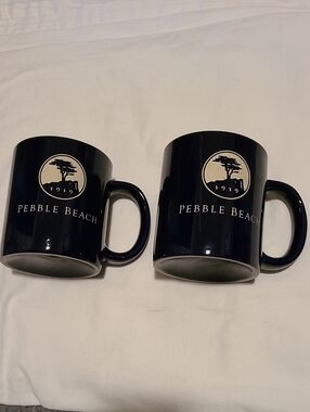 Two Pebble Beach 1919 Ceramic Mugs Blue Monterey Penninsula Golf Vintage